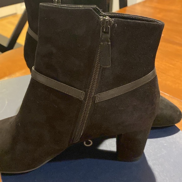 NWT Cole Haan Suede Ankle Boots - Picture 4 of 6